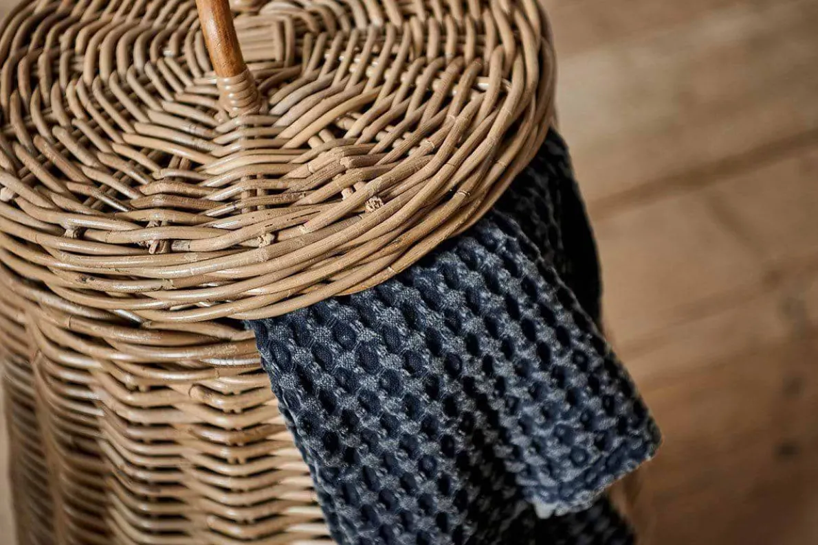 Amandi Rattan Laundry Bin