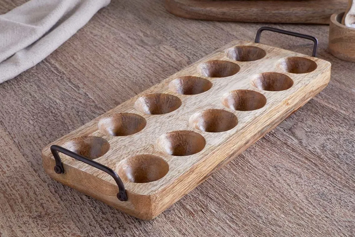 Anda Mango Wood Egg Holder - Natural