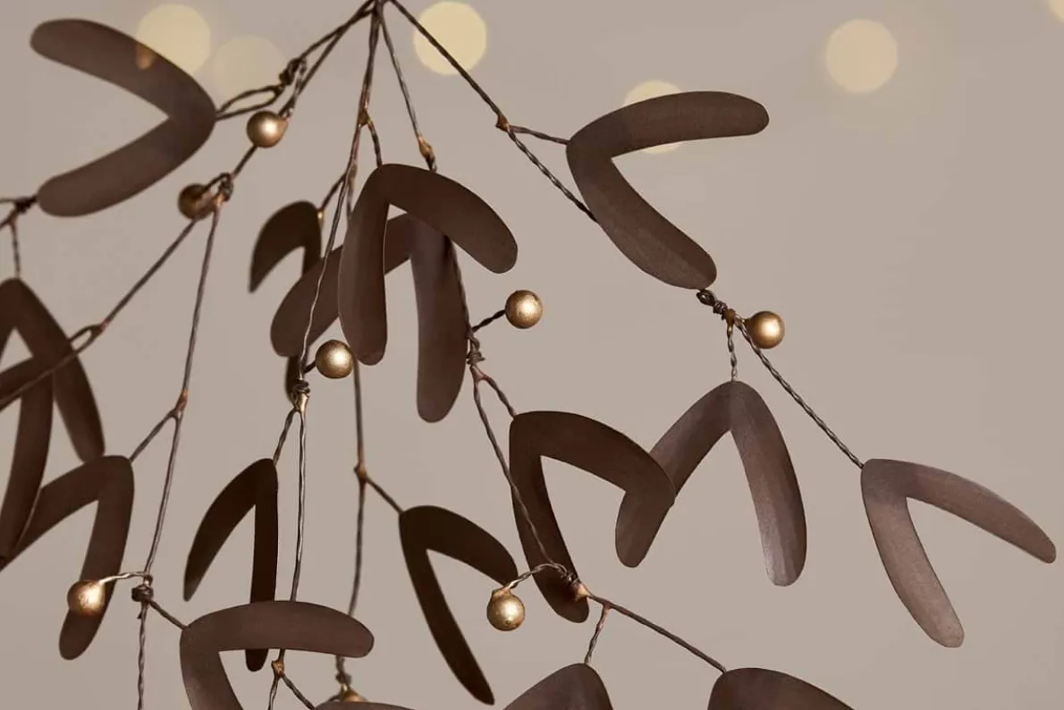Avni Mistletoe - Antique Brass