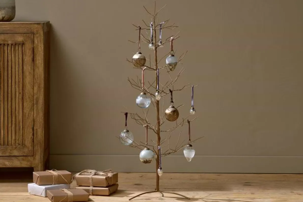 Charida Wire Tree