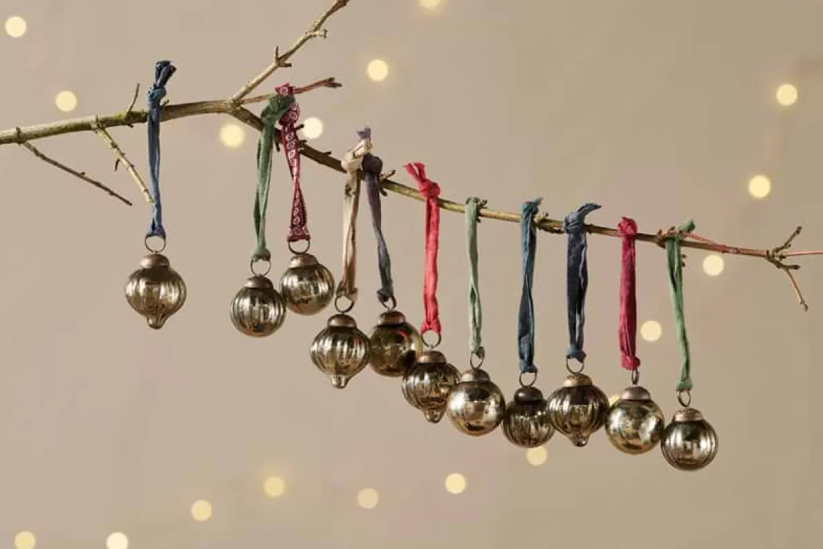 Dew Drop Baubles - Antique Gold - (Set of 12)