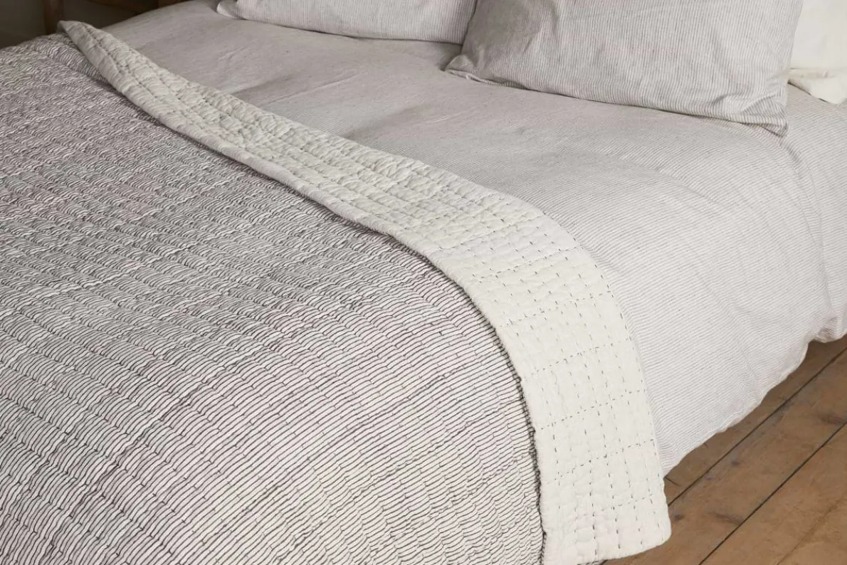 Dipti Cotton & Linen Block Print Bed Quilt - Charcoal