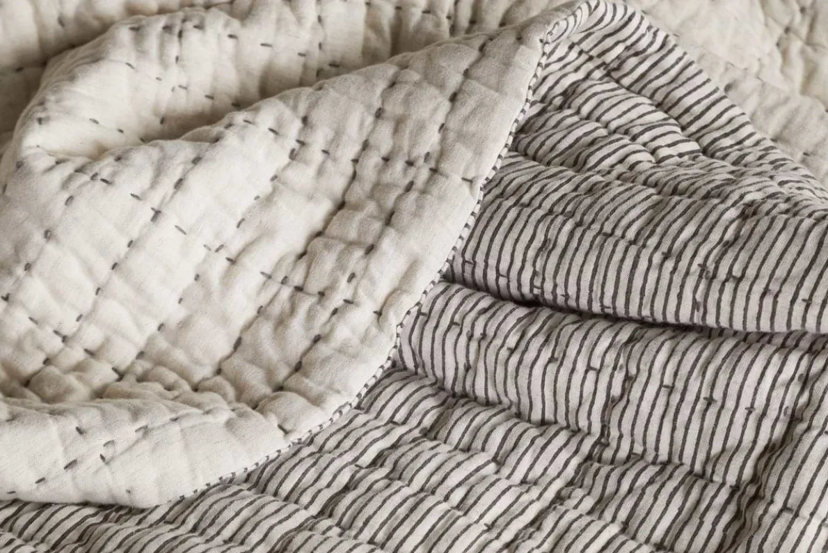 Dipti Cotton & Linen Block Print Bed Quilt - Charcoal