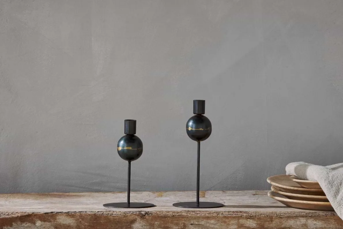 Endo Recycled Iron Candle Holder - Black (Set of 2)