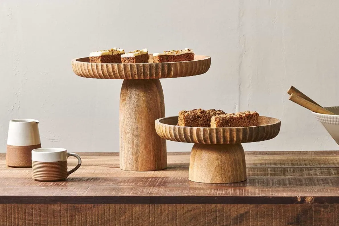 Gavivi Mango Wood Stand