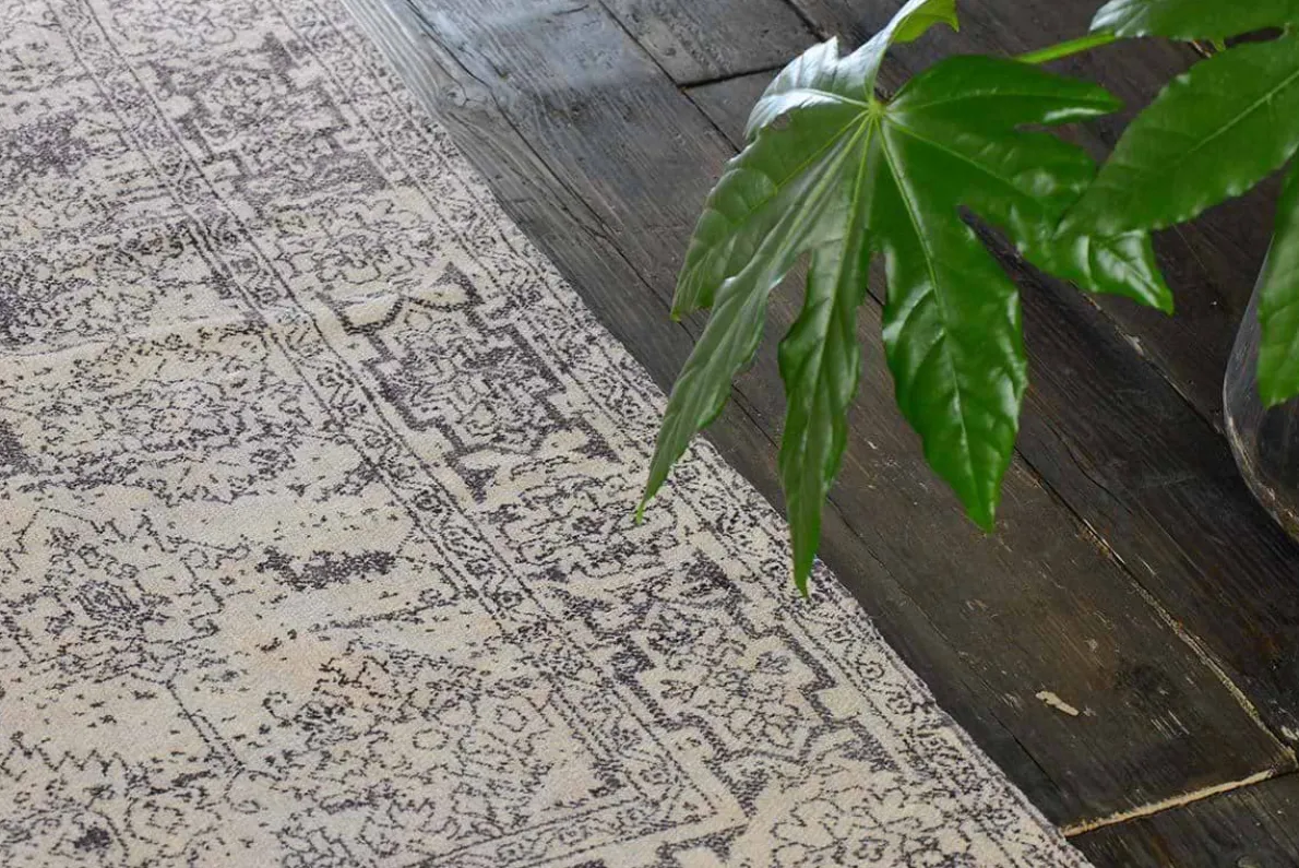 Iria Antique Print Rug