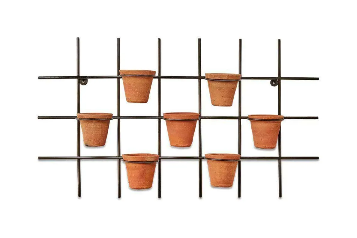 Jara Terracotta Wall Hung Planter