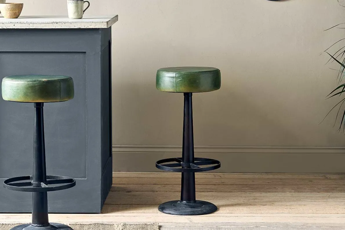 Narwana Leather Round Stool - Rich Green