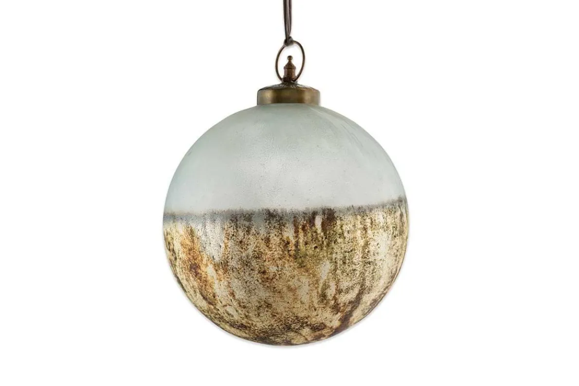 Ngolo Giant Bauble