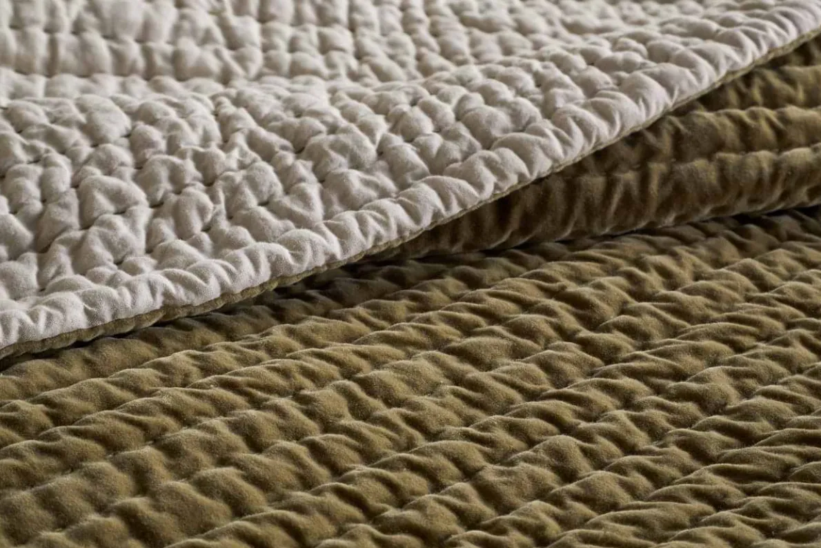 Nidra Velvet & Linen Bed Quilt - Moss