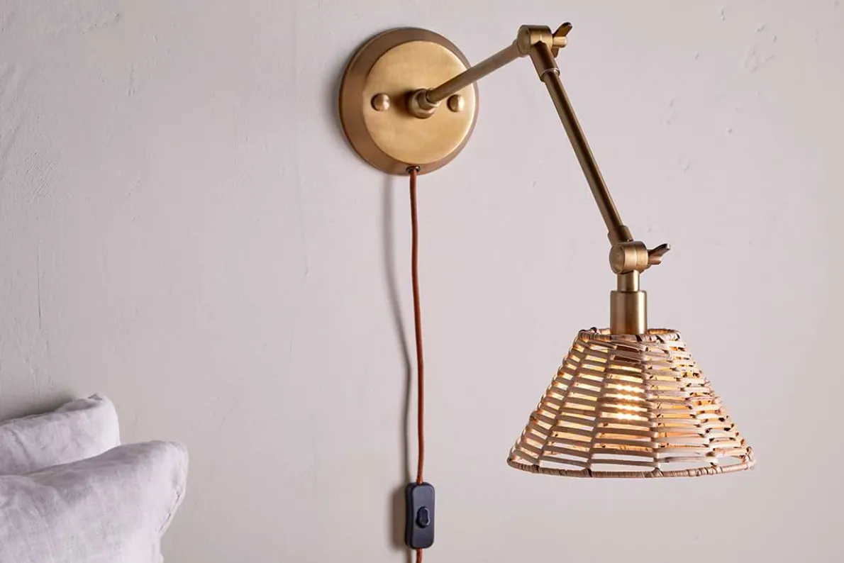 Noko Rattan Wall Lamp - Natural & Antique Brass
