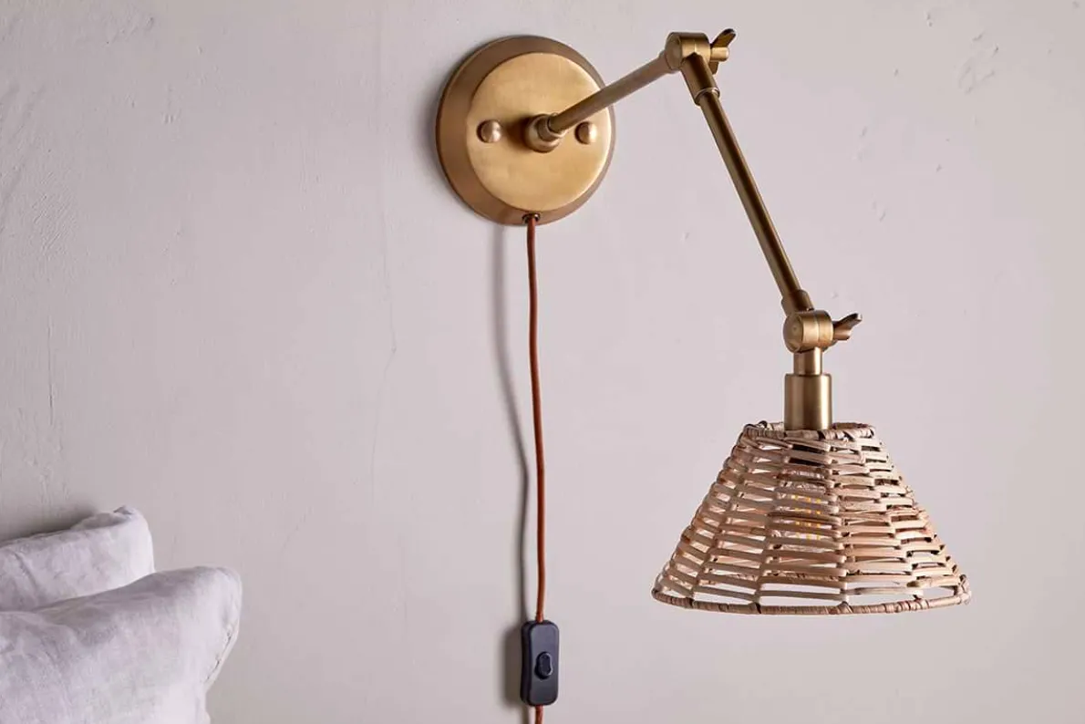 Noko Rattan Wall Lamp - Natural & Antique Brass