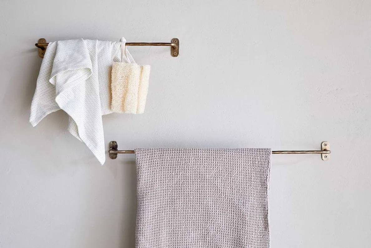 Olani Bathroom Hanging Rail - Antique Brass