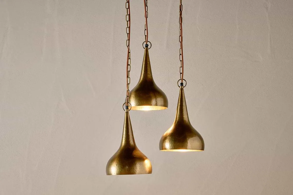 Quinn Hammered Metal Cluster Lamp - Antique Brass