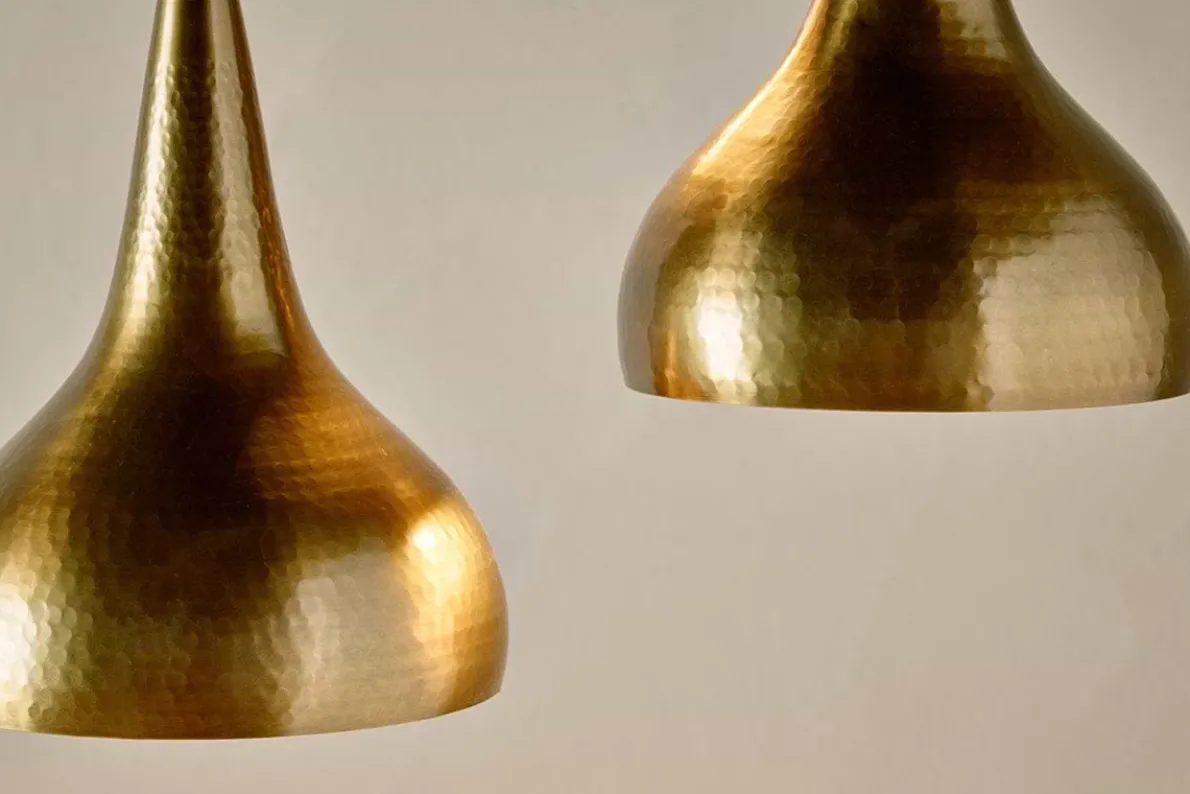 Quinn Hammered Metal Cluster Lamp - Antique Brass