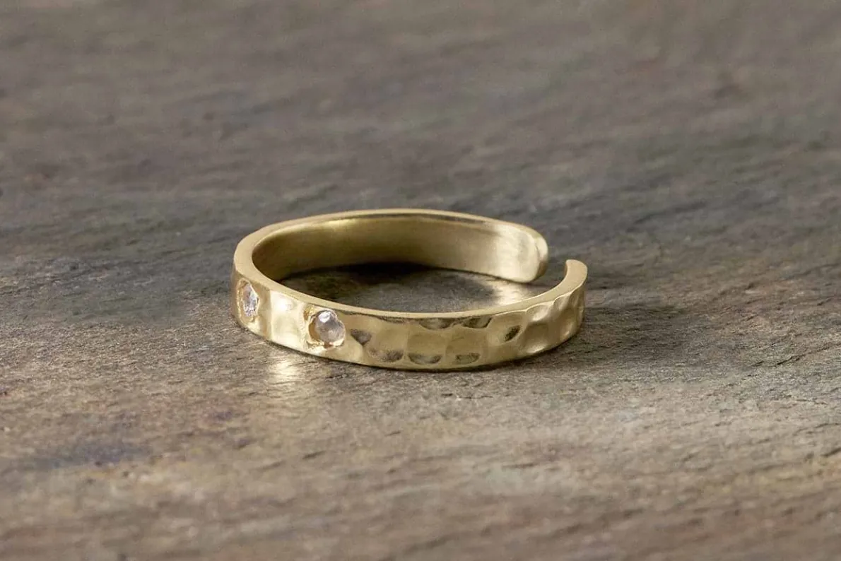 Ratna Labradorite Ring - Gold