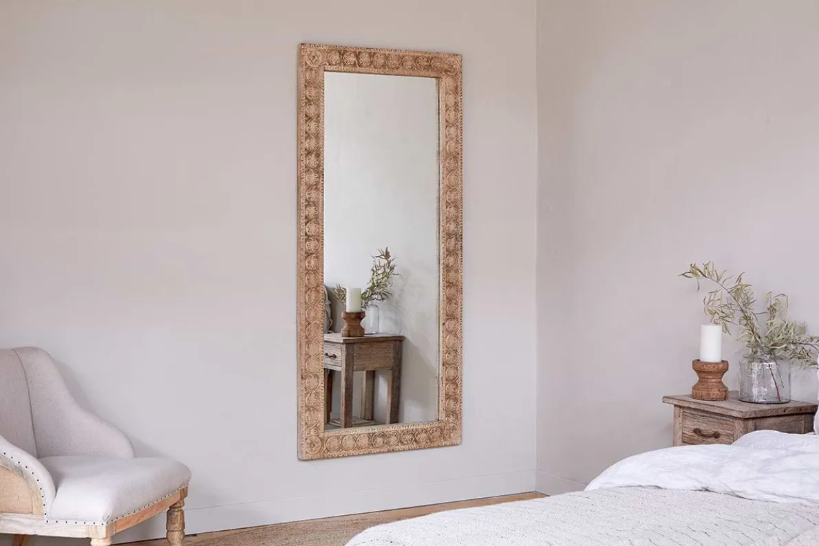 Tannir Carved Mango Wood Mirror - Natural