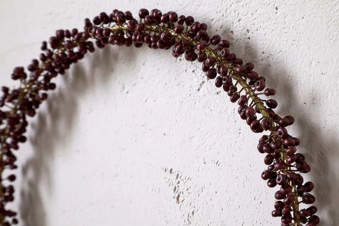 Tanu Mango Wood Beaded Wreath - Brass & Ruby