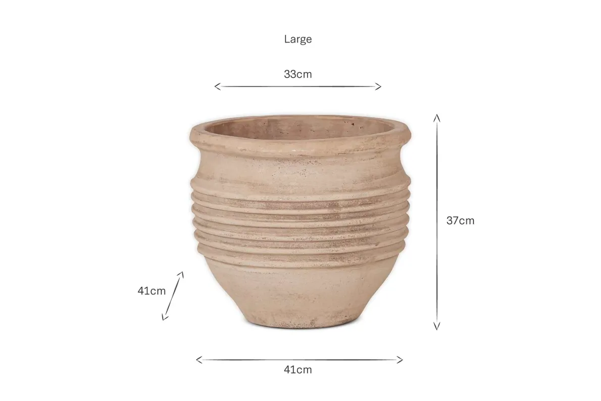 Ullu Terracotta Planter - Terracotta